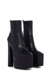 Pretty Prim Ankle Boots - Black